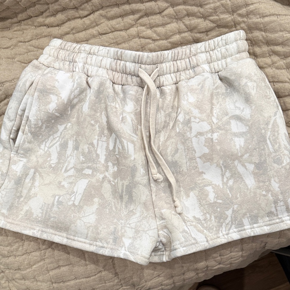 Women's Cream Camo Shorts